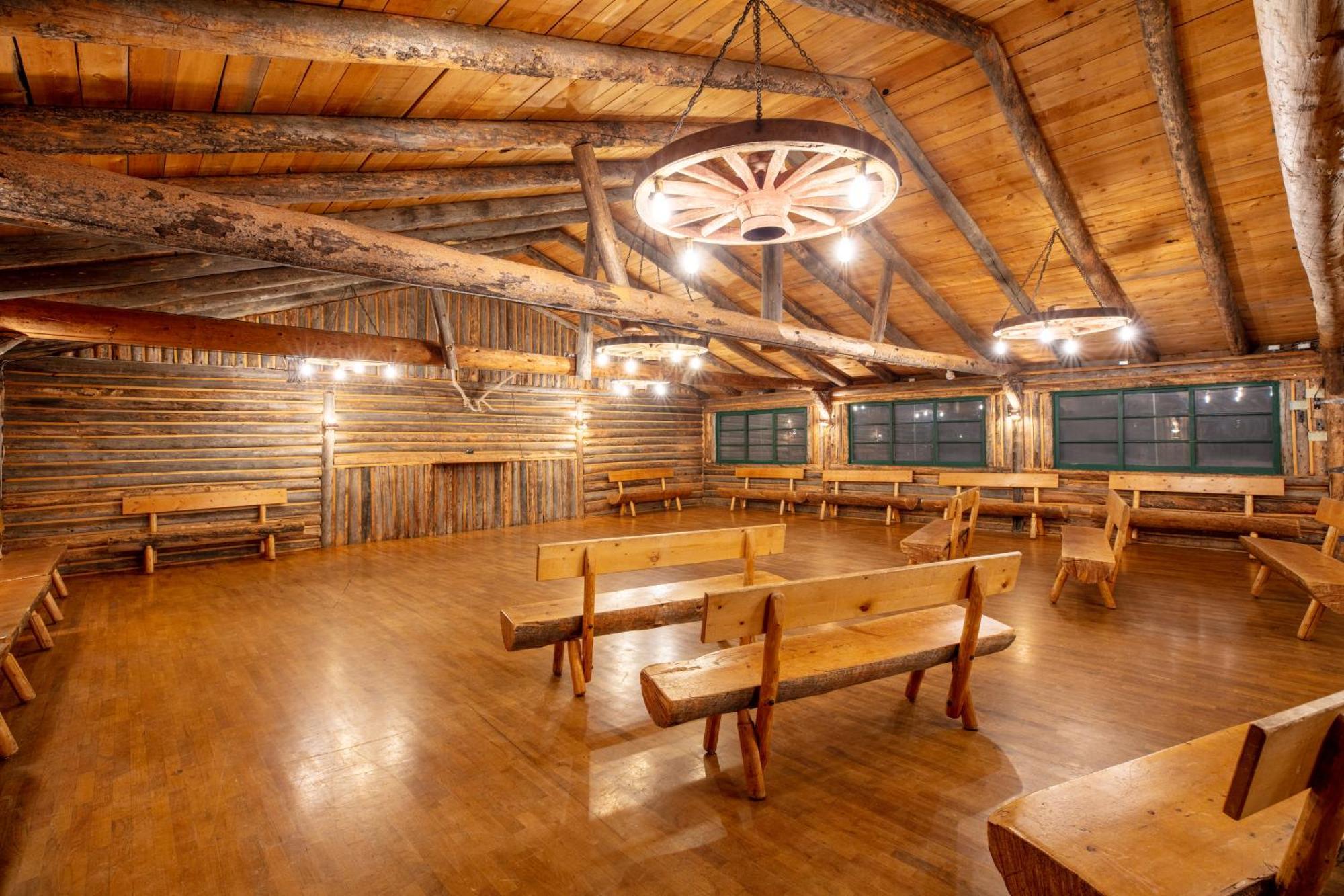 The Meeker Park Lodge Allenspark Exterior photo