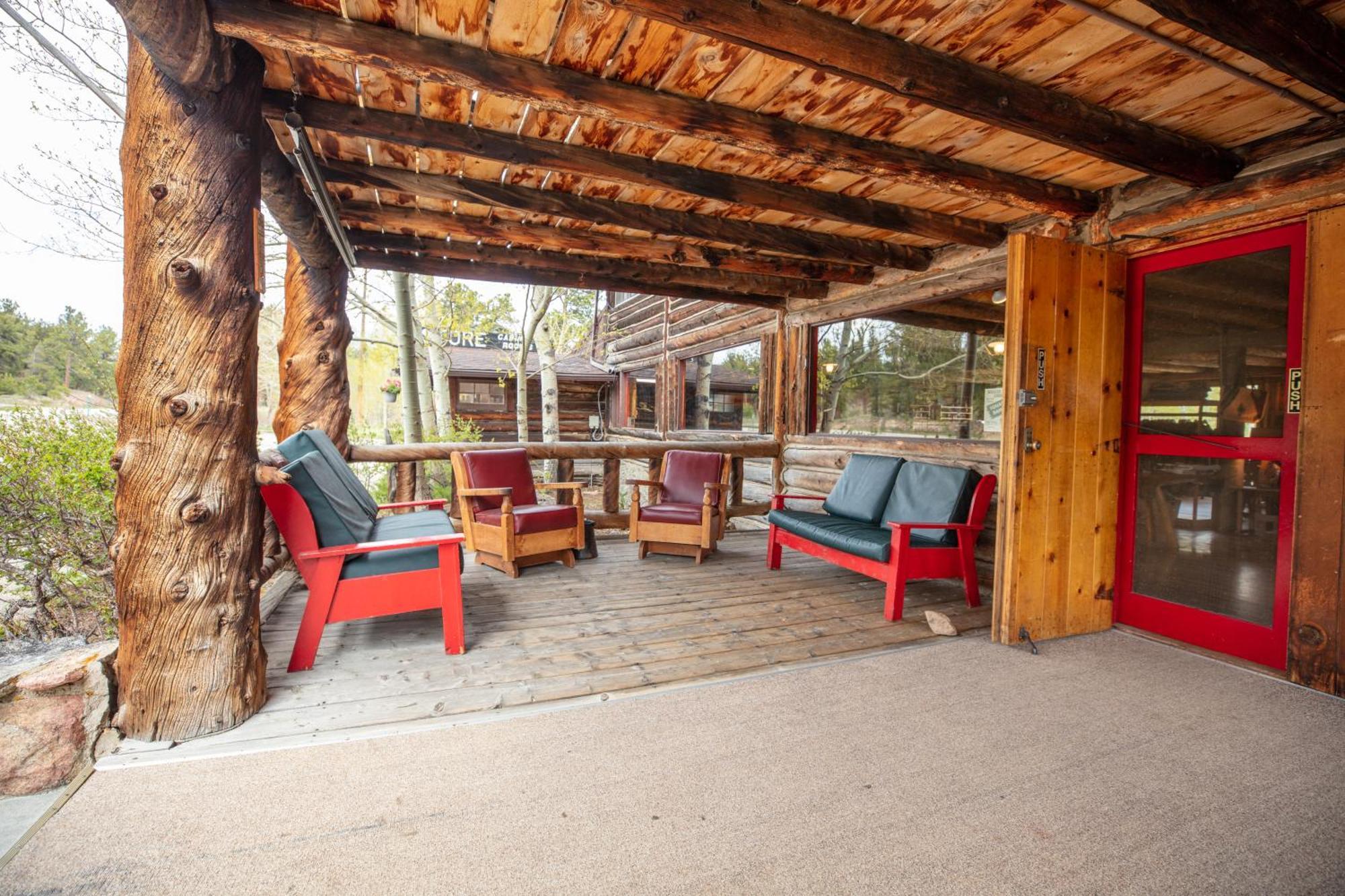 The Meeker Park Lodge Allenspark Exterior photo
